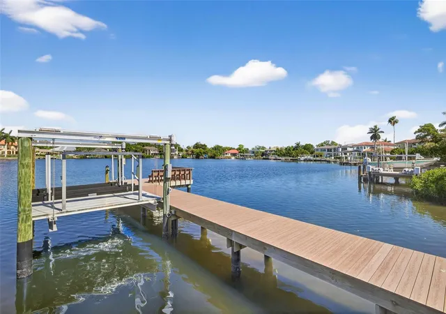 Photo 3 of Single family home for sale at 460 Coffee Pot Riviera NE, Saint Petersburg, FL 33704 | MLS# TB8498747 | Listing updated on 2026-08-27