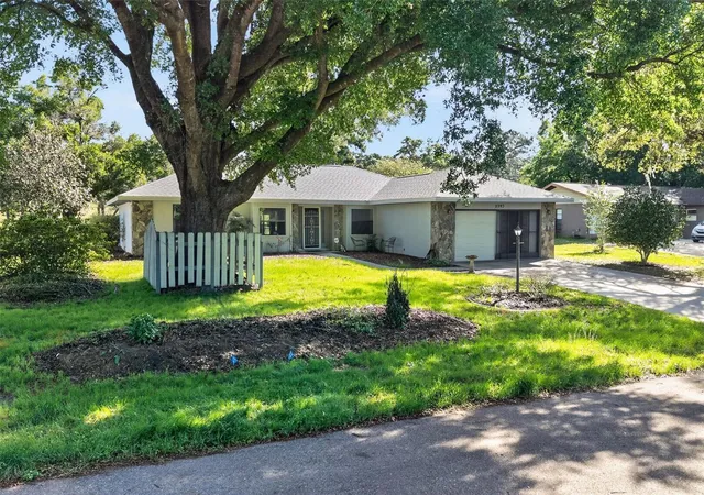 Photo 3 of Sale Pending at 2393 W Fairway Loop, Citrus Springs, FL 34434 | MLS# OM722971 | Listing updated on 2026-08-15