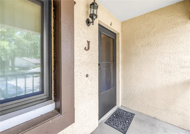 Photo 2 of Condo for sale at 3600 Magnolia Ridge Cir #1224, PALM HARBOR, FL 34684 | MLS# TB8498754 | Listing updated on 2026-10-15
