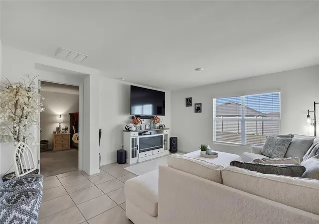 2nd image of 377 W Fairways View Dr, Beverly Hills, FL 34465 | MLS# S5148042