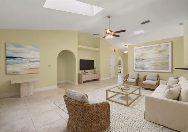 Photo 2 of Single family home for sale at 2243 Bancroft Blvd, Orlando, FL 32833 | MLS# O6400043 | Listing updated on 2026-09-23