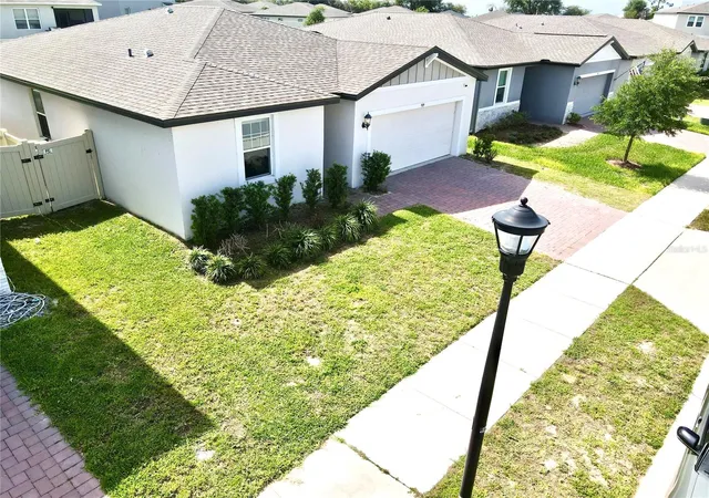 3rd image of 909 Cambridge Dr, Winter Haven, FL 33881 | MLS# G5111142