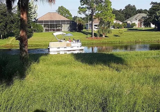 10th image of 847 Rotonda Cir, Rotonda West, FL 33947 | MLS# A4690432