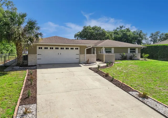 Homes for sale in Deltona, FL | 2032 Dumas Dr, Deltona, FL 32738 | MLS# O6400084