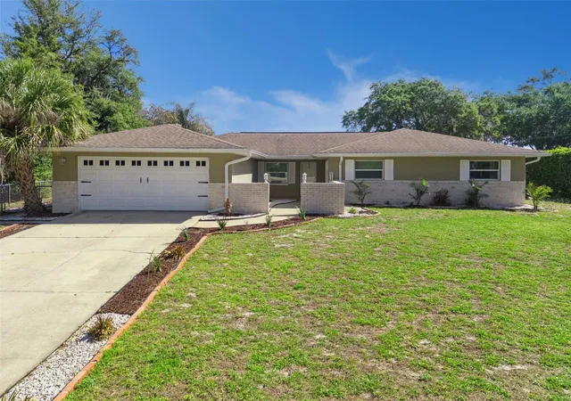 Homes for sale in Deltona, FL | 2032 Dumas Dr, Deltona, FL 32738 | MLS# O6400084