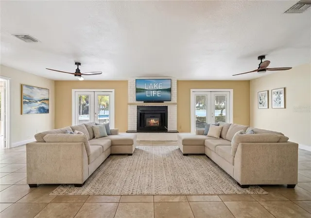 Homes for sale in Deltona, FL | 2032 Dumas Dr, Deltona, FL 32738 | MLS# O6400084