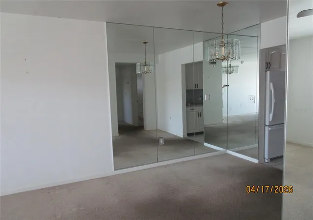 Listing Photo 4 - Condo for sale in building located at 5900 21St St N, St. Petersburg, FL 33714 - Unit #15