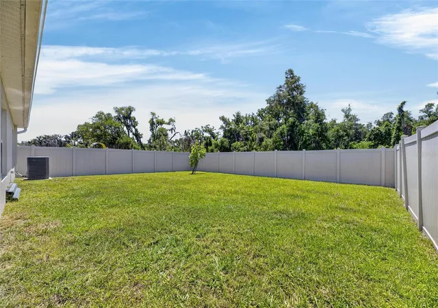 3rd image of 3255 Silver Date Dr, Wimauma, FL 33598 | MLS# TB8498826