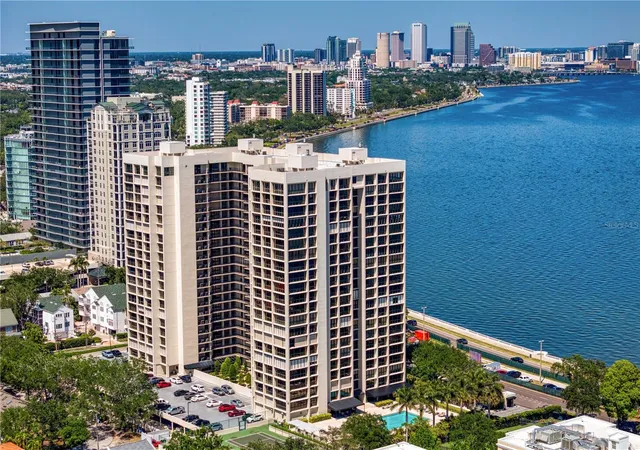 2nd image of 3301 Bayshore Blvd #702E, Tampa, FL 33629 | MLS# TB8498833
