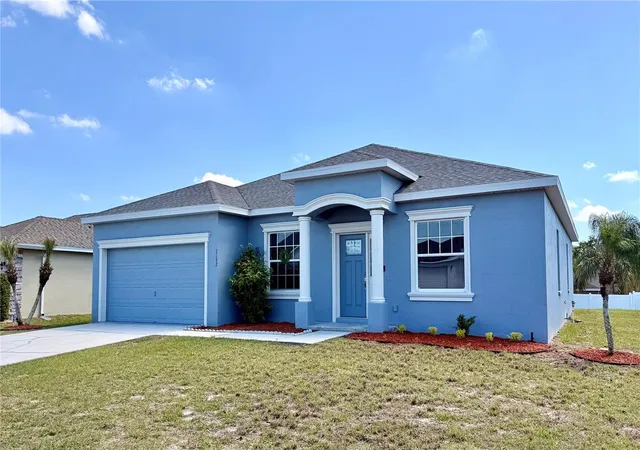 Photo 2 of Single family home for sale at 1192 Normandy Hts Cir, Winter Haven, FL 33880 | MLS# L4961188 | Listing updated on 2026-08-19