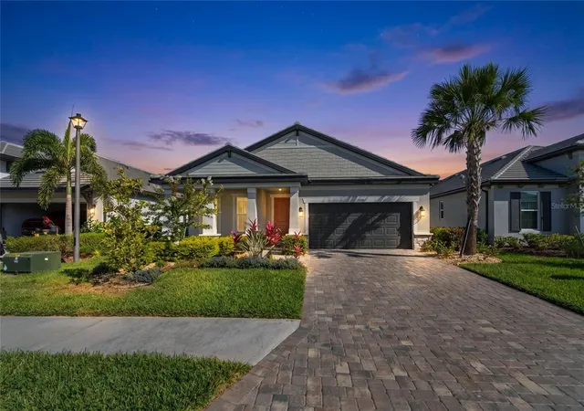 Photo 1 of Single family home for sale at 17526 Savory Mist Cir, Bradenton, FL 34211 | MLS# A4690450 | Listing updated on 2026-09-23