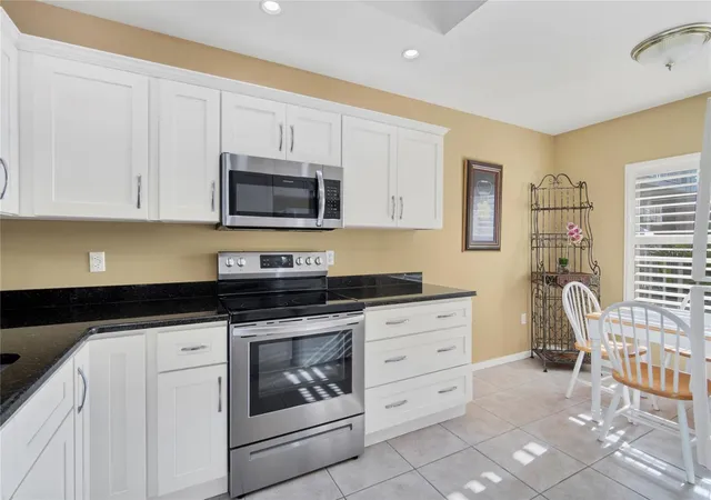 Photo 4 of Condo for sale at 9610 Club S Cir #4207, Sarasota, FL 34238 | MLS# A4690465 | Listing updated on 2026-08-05