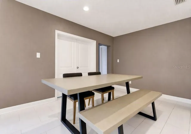 5th image of 514 Baker St, Orlando, FL 32806 | MLS# O6400147