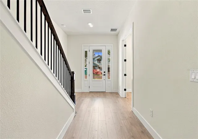 Photo 3 of Single family home for sale at 812 W Orient St, Tampa, FL 33603 | MLS# TB8498872 | Listing updated on 2026-10-05