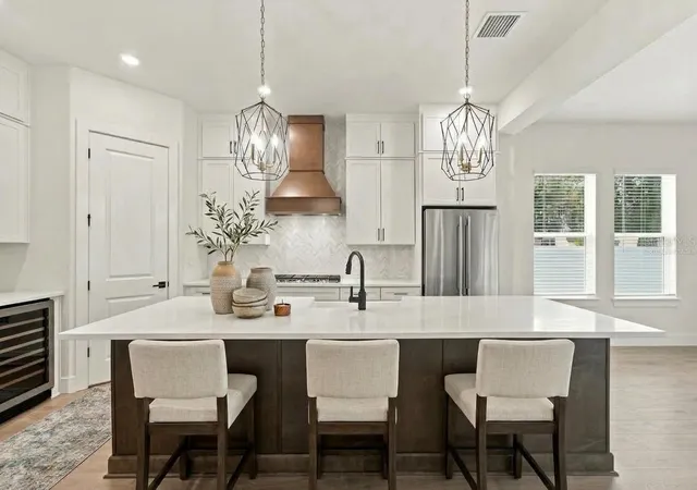 Photo 4 of Single family home for sale at 812 W Orient St, Tampa, FL 33603 | MLS# TB8498872 | Listing updated on 2026-10-28