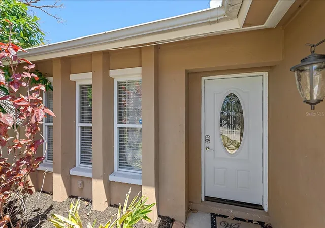Photo 3 of Single family home for sale at 3209 Ashton Rd, Sarasota, FL 34231 | MLS# A4690471 | Listing updated on 2026-04-20