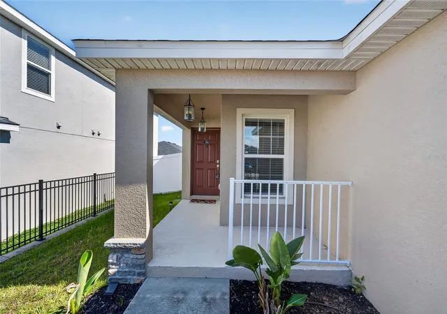 Homes for sale in Davenport, FL | 2024 Noble Dr, Davenport, FL 33837 | MLS# G5111154