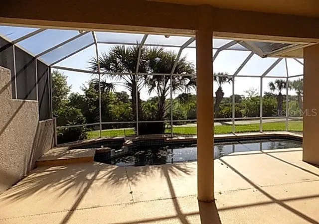 Photo 2 of Single family home for sale at 4641 Samoset Dr, Sarasota, FL 34241 | MLS# A4690475 | Listing updated on 2026-08-28