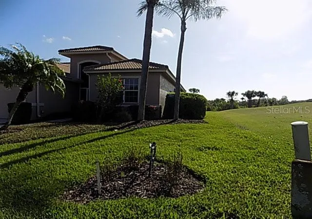 Photo 3 of Single family home for sale at 4641 Samoset Dr, Sarasota, FL 34241 | MLS# A4690475 | Listing updated on 2026-08-28