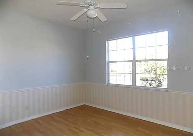 Photo 3 of House for sale at 4641 Samoset Dr, Sarasota, FL 34241 | MLS# A4690475 | Listing updated on 2026-08-28