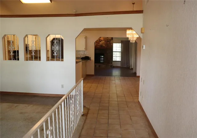 5th image of 1112 Ne 130 Ter, Silver Springs, FL 34488 | MLS# OM722992