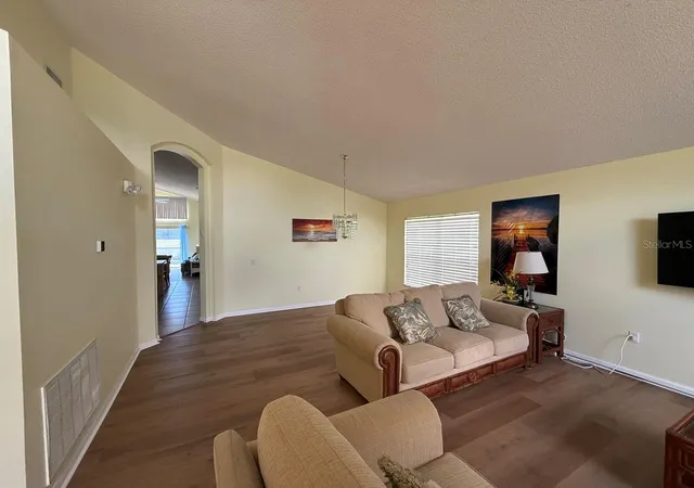 Photo 3 of Single family home for sale at 318 Langham Dr, Davenport, FL 33897 | MLS# O6400171 | Listing updated on 2026-08-17