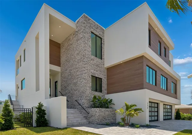 2nd image of 236 Howard Dr, Belleair Beach, FL 33786 | MLS# TB8498906