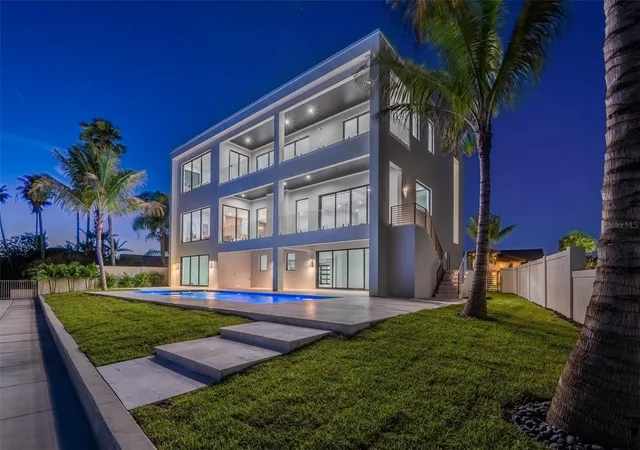 5th image of 236 Howard Dr, Belleair Beach, FL 33786 | MLS# TB8498906