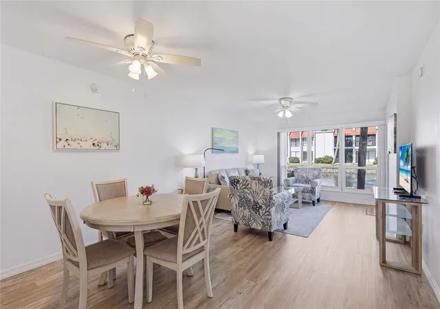4th image of 1801 Gulf Dr N #183, Bradenton Beach, FL 34217 | MLS# A4690487