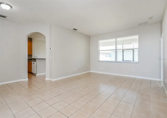 Photo 3 of Single family home for sale at 2925 Willow Crk Ln, Kissimmee, FL 34741 | MLS# C7525014 | Listing updated on 2026-10-15
