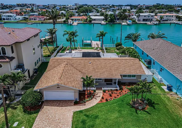 Homes for sale in Treasure Island, FL | 11800 7th St E, Treasure Island, FL 33706 | MLS# TB8498942