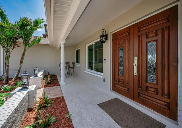 Homes for sale in Treasure Island, FL | 11800 7Th St E, Treasure Island, FL 33706 | MLS# TB8498942