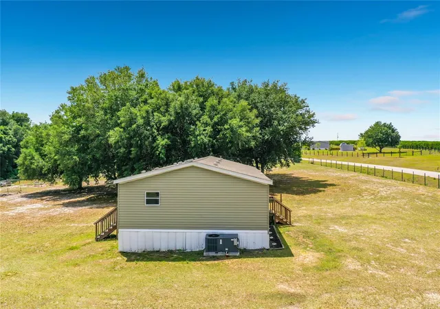 4th image of 8108 Sergeant Pepper Dr, Howey In The Hills, FL 34737 | MLS# G5111162