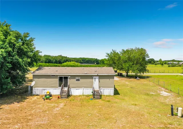 5th image of 8108 Sergeant Pepper Dr, Howey In The Hills, FL 34737 | MLS# G5111162