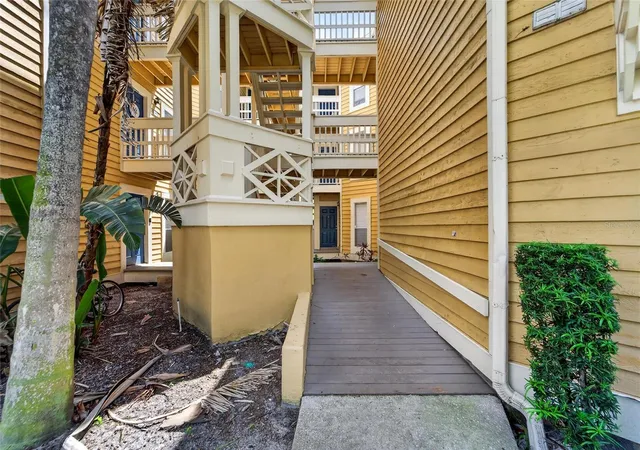 4th image of 115 112Th Ave Ne #406, St Petersburg, FL 33716 | MLS# TB8498954
