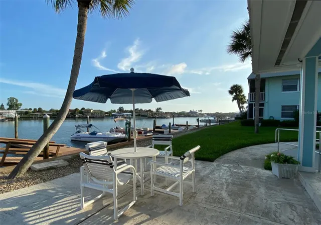 2nd image of 325 N Cswy, NEW SMYRNA BEACH, FL 32169