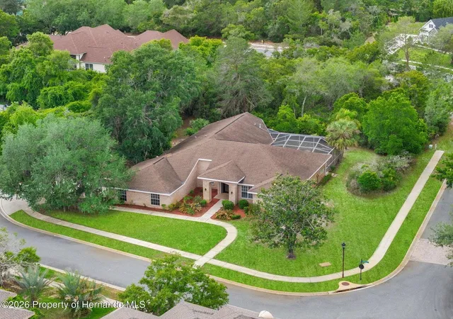 Photo 2 of Single family home for sale at 6153 New Osprey Point, Spring Hill, FL 34607 | MLS# W7884956 | Listing updated on 2026-10-02