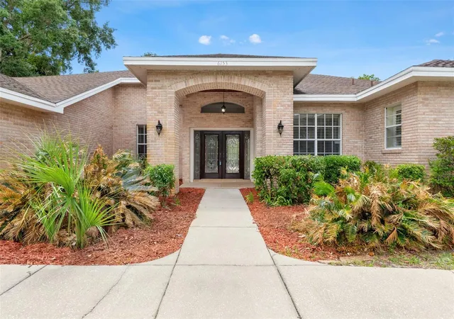 Photo 3 of Single family home for sale at 6153 New Osprey Point, Spring Hill, FL 34607 | MLS# W7884956 | Listing updated on 2026-10-13