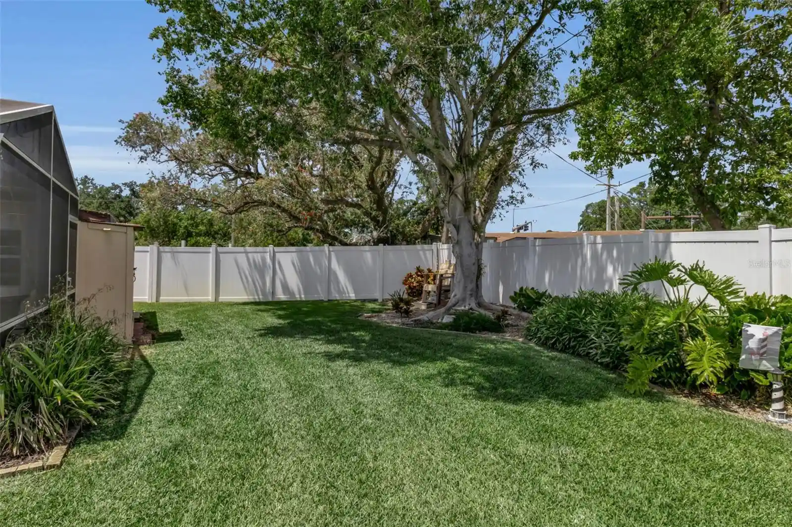 Listing Photo 63 - Condo for sale in 3311 Mercer Rd located at 3311 Mercer Rd, BRADENTON, FL 34207 - Unit #3311