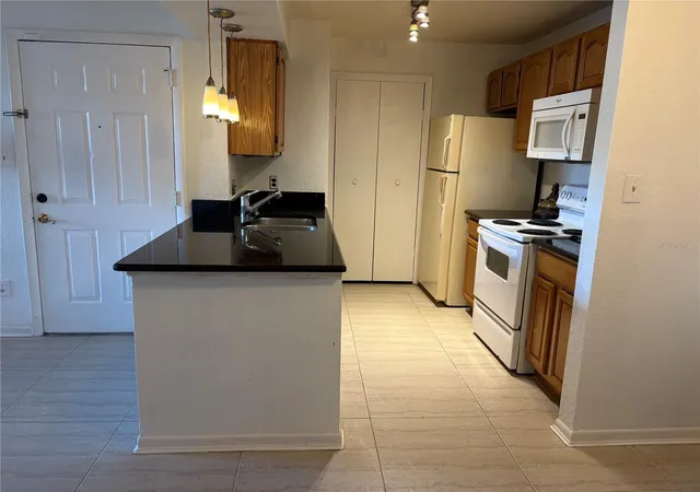 Homes for sale in Orlando, FL | 5601 Rosebriar Wy #S106, Orlando, FL 32822 | MLS# O6400271