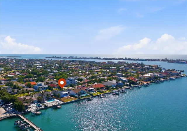 Photo 3 of Single family home for sale at 155 1st Street W, Saint Petersburg, FL 33715 | MLS# TB8499048 | Listing updated on 2026-10-12