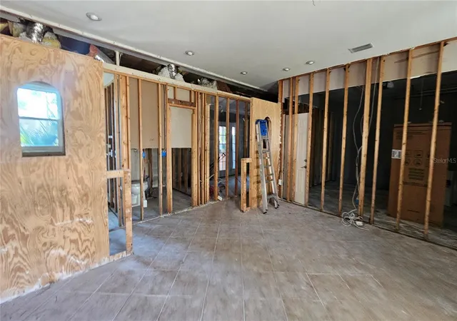 Photo 4 of Single family home for sale at 208 48th Avenue N, Saint Petersburg, FL 33703 | MLS# TB8499062 | Listing updated on 2026-09-21