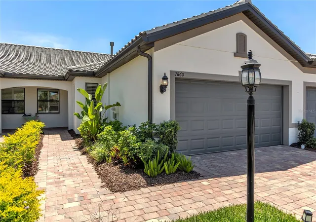 4th image of 7660 Summerland Cvs, Bradenton, FL 34202 | MLS# A4690537