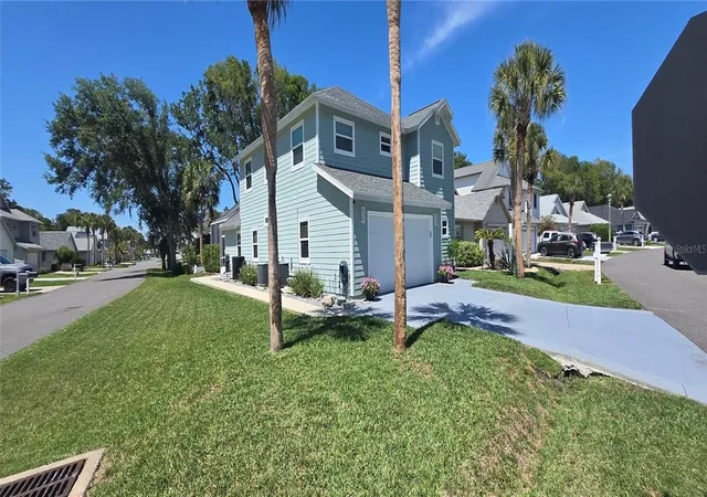 2nd image of 68 Bristol Ln, Palm Coast, FL 32137 | MLS# FC317844