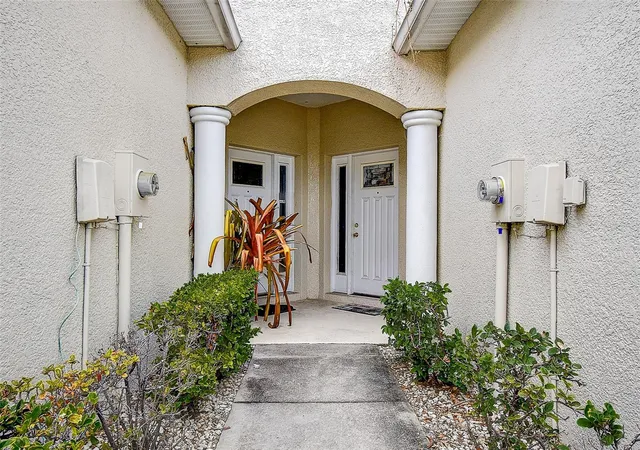 Photo 2 of Townhouse for sale at 14985 Alan Ct, Largo, FL 33771 | MLS# TB8499103 | Listing updated on 2026-09-24