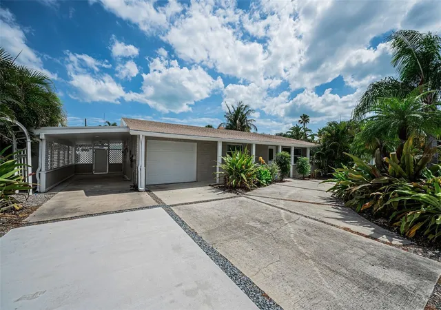 Homes for sale in St Pete Beach, FL | 7691 Coquina Wy, St Pete Beach, FL 33706 | MLS# TB8499113