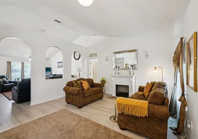 Photo 4 of Single family home for sale at 10423 Bradford St, Spring Hill, FL 34608 | MLS# W7884971 | Listing updated on 2026-08-14