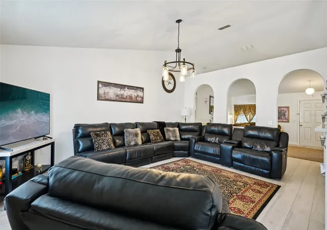 Photo 5 of Single family home for sale at 10423 Bradford St, Spring Hill, FL 34608 | MLS# W7884971 | Listing updated on 2026-08-14