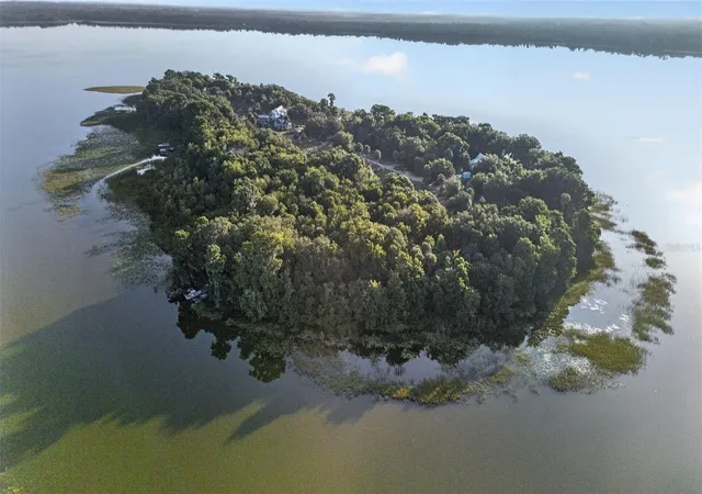 3rd image of 7950 Bannon Fish Camp Rd, Haines City, FL 33844 | MLS# L4961212