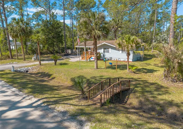 Photo 2 of Manufactured home for sale at 1650 11th Avenue, Deland, FL 32724 | MLS# V4948587 | Listing updated on 2026-09-08